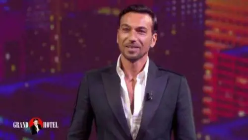 Costantino Vitagliano si racconta: "Corona? Lui sa cosa ha fatto"