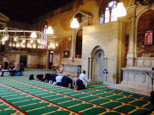 Chiesa trasformata in moschea: ecco le immagini