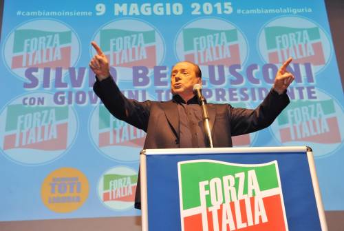 Berlusconi ai moderati: "La destra estrema non batte la sinistra, solo il centrodestra"