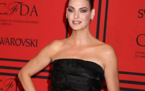 Linda Evangelista, i 50 anni di una super top model