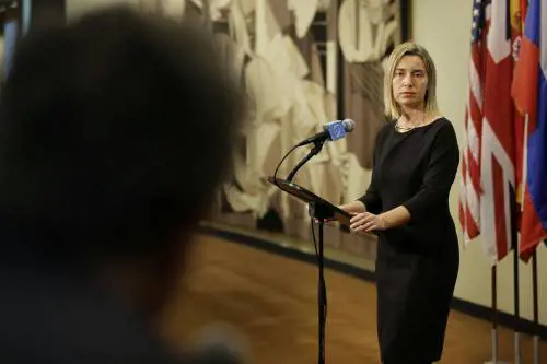 Mogherini finisce rottamata: non difende i nostri interessi
