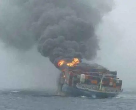 Gli islamisti di Tripoli bombardano una nave turca