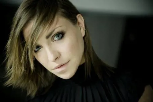 Loredana Errore: "I miei genitori naturali non sono morti in un incendio