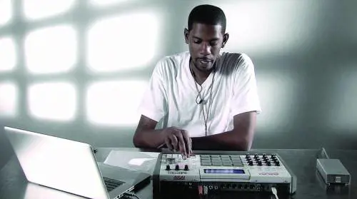 Da Jay Z a Rihanna  Ecco chi è Young Guru, il vero cervello del rap