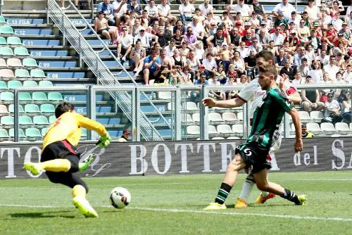 Un tripletta di Berardi manda ko il Milan di Inzaghi