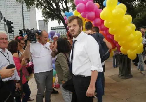 Milano, ora l'assessore vuole una sala per le nozze gay