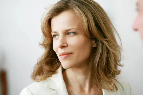 Sonia Bergamasco "si fidanza" con il commissario Montalbano