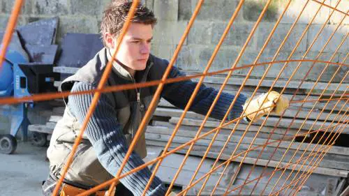 Lavoro sempre più povero: la crisi ha ridotto la massa dei salari