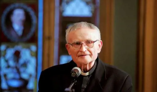 Il cardinale Pujats: "Meglio Hitler e Stalin dell'Ue sodomita"