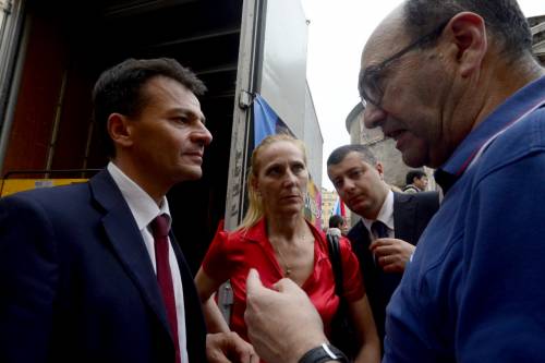 La sinistra di Fassina e Civati mette a rischio il governo Renzi