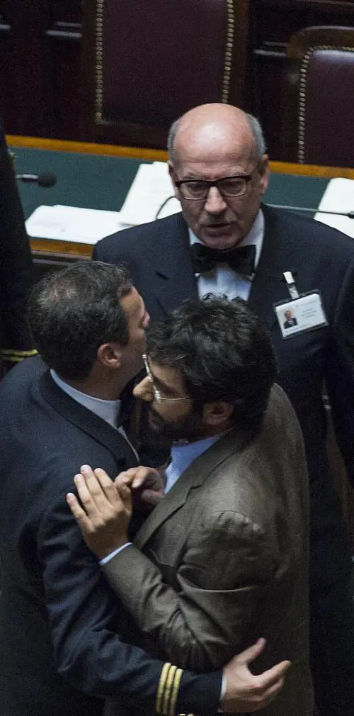 Scuola, primo ok alla riforma E la fronda del Pd perde pezzi