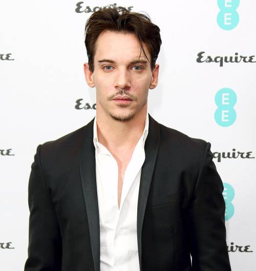 Foto Jonathan Rhys Meyers Rehab Inutile Ancora Vittima Dellalcool Ilgiornaleit