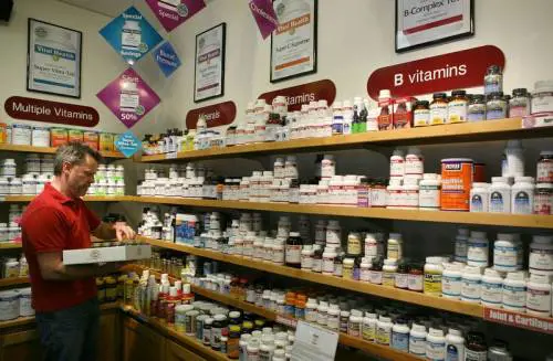 Integratori alimentari, è boom: ne fanno uso otto italiani su dieci