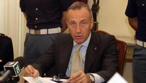 Boom di richieste d'asilo e soggiorni umanitari