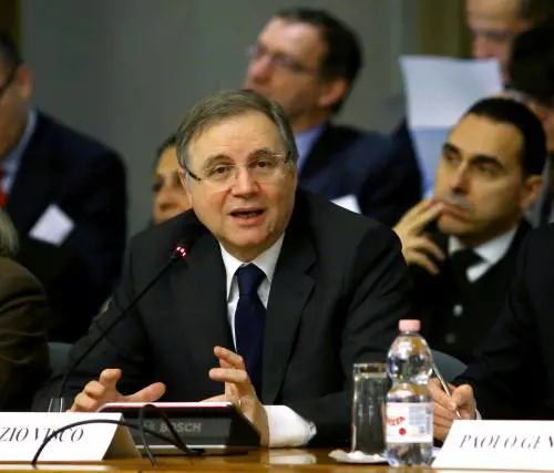 Visco: "In Italia c'è molto analfabetismo funzionale"