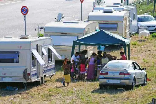 Rom ordinano pizze per oltre 200 euro senza pagare il conto