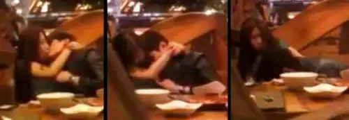 Coppia focosa fa sesso al ristorante, arriva la cameriera a bloccarli 