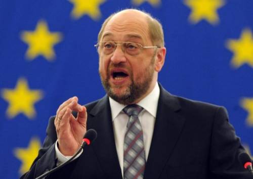 Il parlamento europeo chiede le dimissioni di Schulz