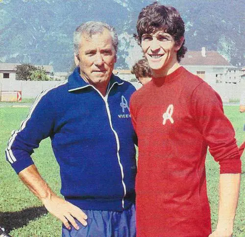 G.B. Fabbri con Paolo Rossi nel Vicenza (Wikipedia)