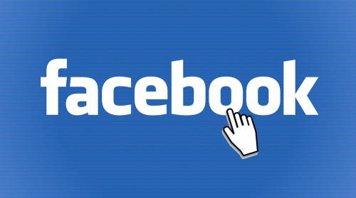 Facebook, occhio a prendere le foto dai profili di altri utenti: rischiate di pagare una fortuna