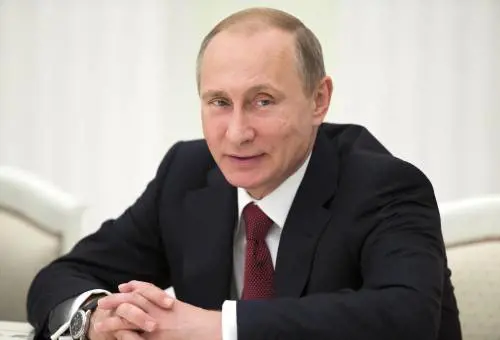 Putin si allunga sull'Europa Senza leader forti, lo Zar vince
