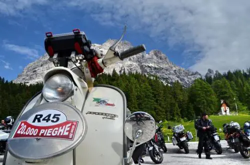 "Ventimila pieghe" sulle strade: è il bello delle moto