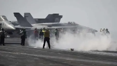 L'Isis avanza, ma i piloti iracheni scioperano contro il taglio agli stipendi