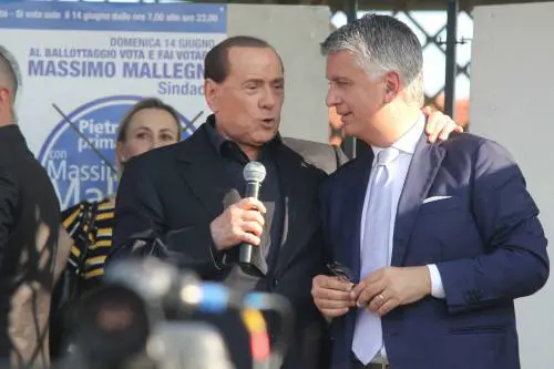Sindaci e accademici nel totonomi azzurro