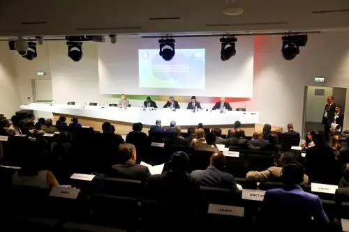 Cibo, vita, energia e giovani contro la povertà in Africa