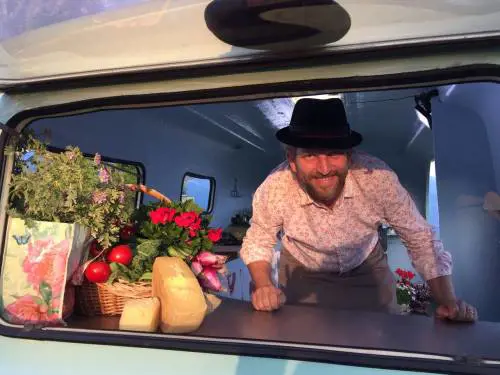 Parte su La 5 un nuovo format condotto da Elllen Hidding