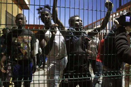 Gli immigrati: "Grazie Italia ma ce ne vogliamo andare"