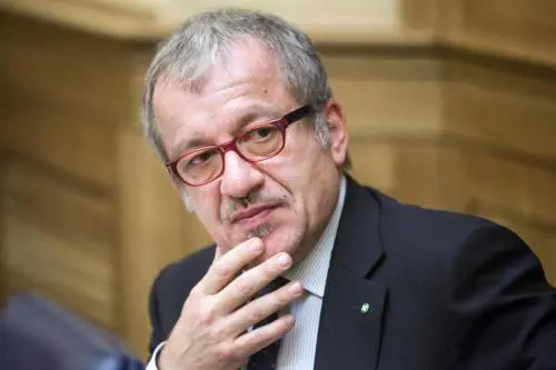 Maroni: "Gp di Monza salvo al 99%. Se ora Renzi volesse contribuire..."