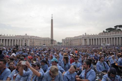 Vaticano, centomila scout per l'udienza con il Papa