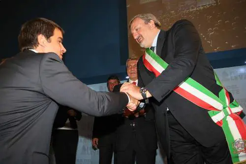 Il fallimento del "campo largo": così i 5s scaricano anche Emiliano
