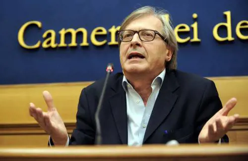 Vittorio Sgarbi agli italiani: "Capre che non siete altro"