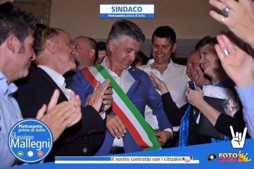 La sospensione di Mallegni fa insorgere Forza Italia: "Severino due pesi due misure"