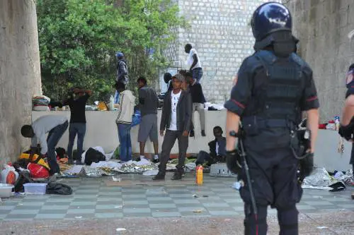 Ventimiglia, sgomberati gli immigrati al confine