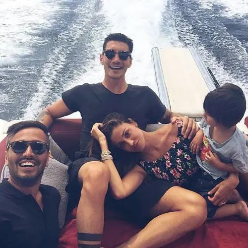 In vacanza con Belén e la famiglia, c’è anche Piergiorgio Borriello, fratello dell’ex Marco 