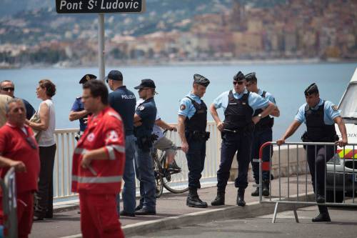 I poliziotti a Ventimiglia: "Francia rimanda indietro anche migranti mai passati da qui" 