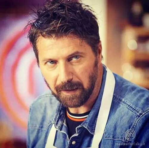 Stefano Callegaro, il vincitore di Masterchef denuncia Ricci e Striscia la Notizia per stalking