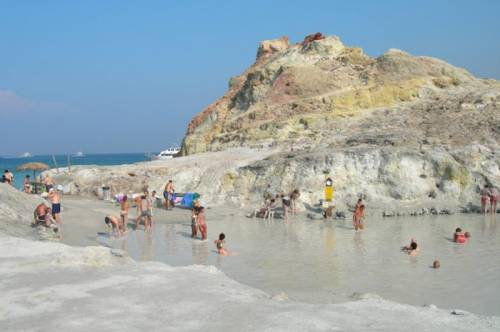 Isola di Vulcano: divieto di balneazione