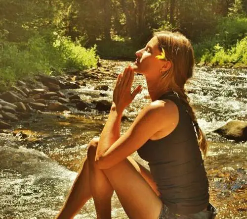 Celebrity e Yoga, le più belle foto su Instagram