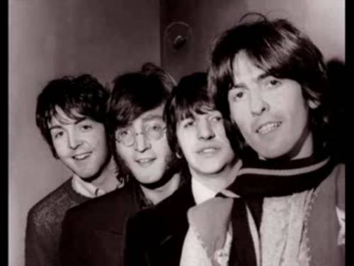 Beatles, miti da sfatare: selfie, droga LSD, extraterrestri e sosia