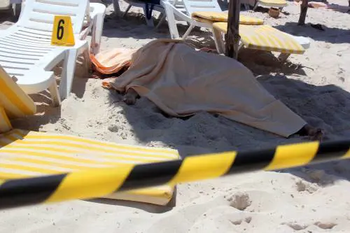 Tunisia, norme antiterrorismo contro moschee e partito islamista 