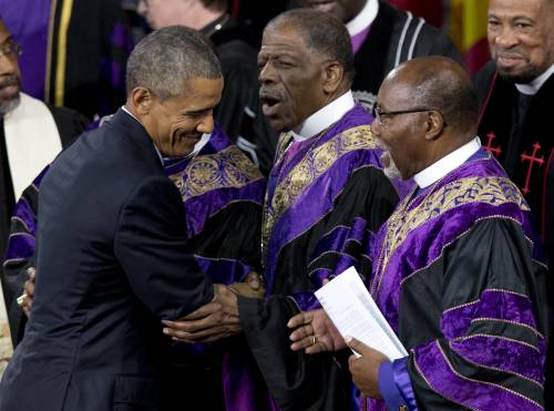 A Charleston Obama tuona: "Sulle armi ciechi troppo a lungo"