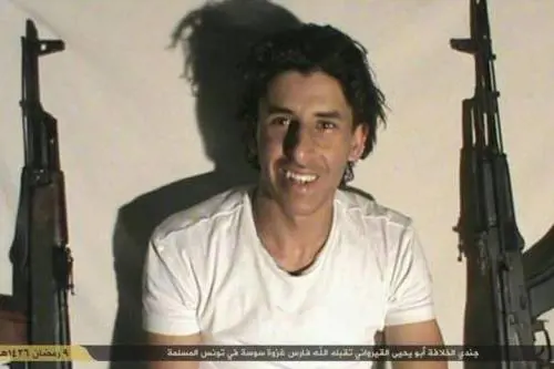 Tunisia, strage sulla spiaggia: killer addestrato dall'Isis in Libia