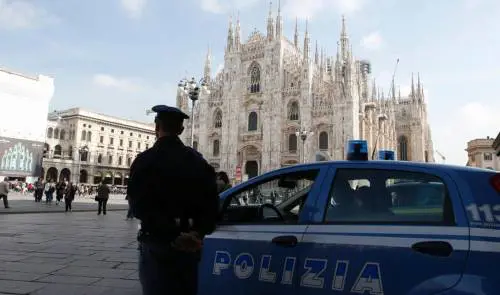 Dossier choc dei servizi: "Ci sono 400 lupi solitari liberi di agire in Italia"
