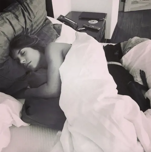 Elisabetta Canalis tra pubblico e privato su Instagram