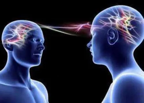 Qualcuno fermi Facebook: vuole leggere i nostri pensieri