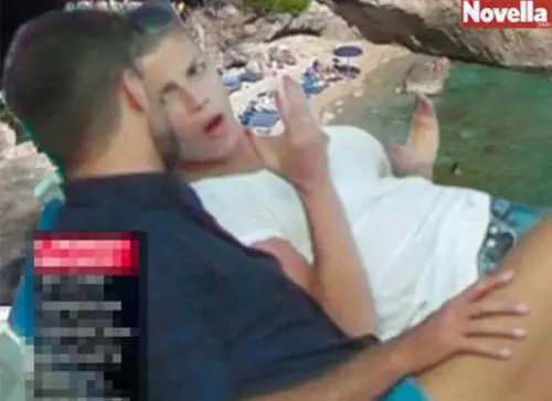 Emma Marrone e Fabio Borriello, amore litigioso in spiaggia